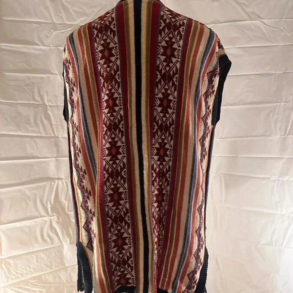 Colorful Striped Knit Vest - Picture 3 of 6